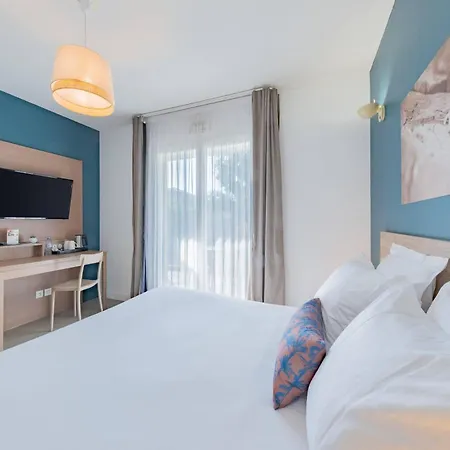 Comfort Aparthotel Cannes Mandelieu-2