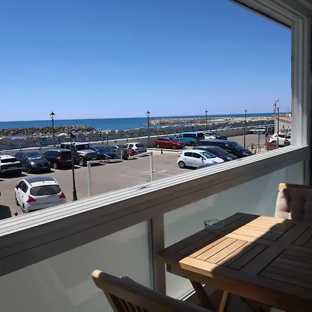 Hotel Le Dauphin Bleu-3