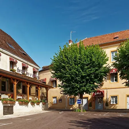 Logis Des Trois Maures-3