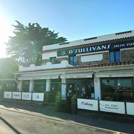 O'Sullivans Bar And Hotel-2