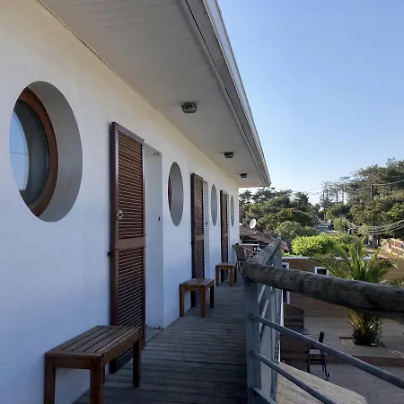 Le Pavillon Bleu-2
