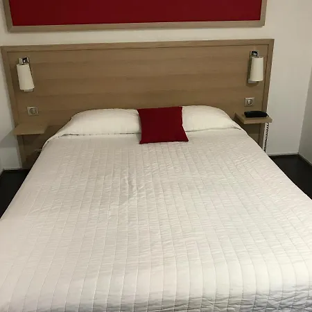 Hotel Le President-3