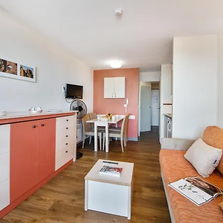 Apartment Francia II Cannes-3