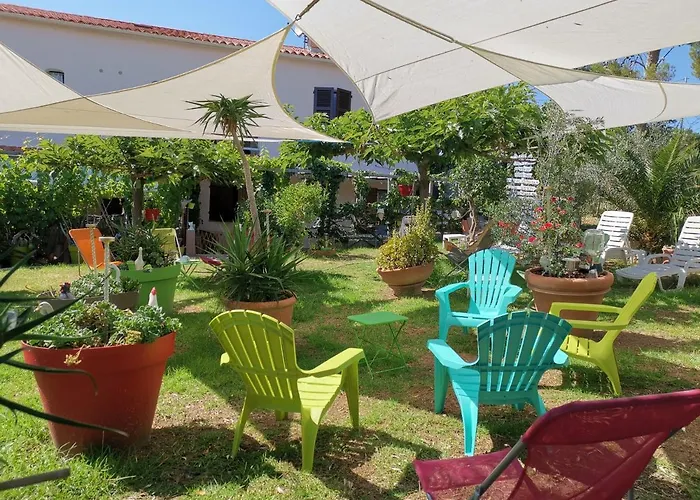 Hôtel Punta e Mare, Chambres et Appartements,Parking privé sur place