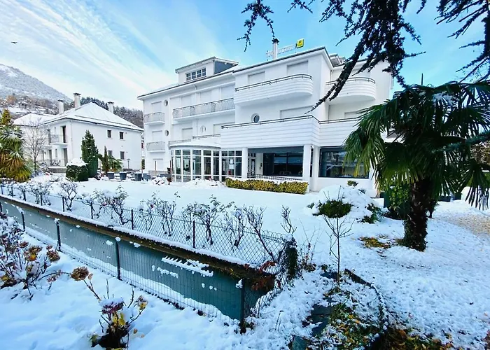 Logis Hôtel Le Miramont
