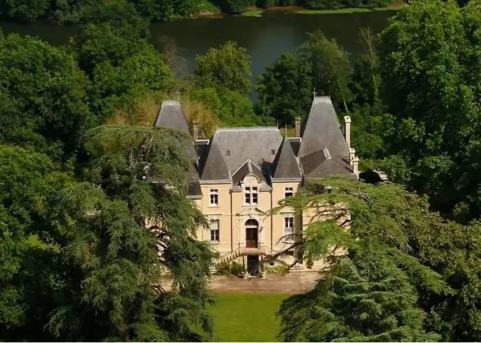 Château Marith - Etablissement climatisé avec Piscine