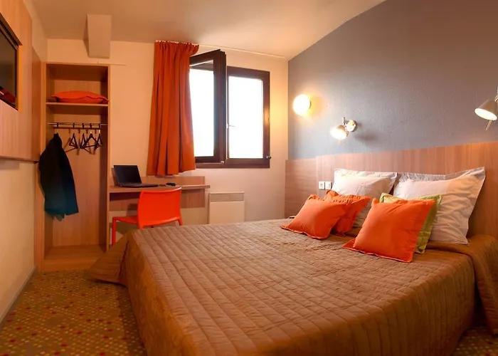 Hotel Balladins Savigny-Le-Temple