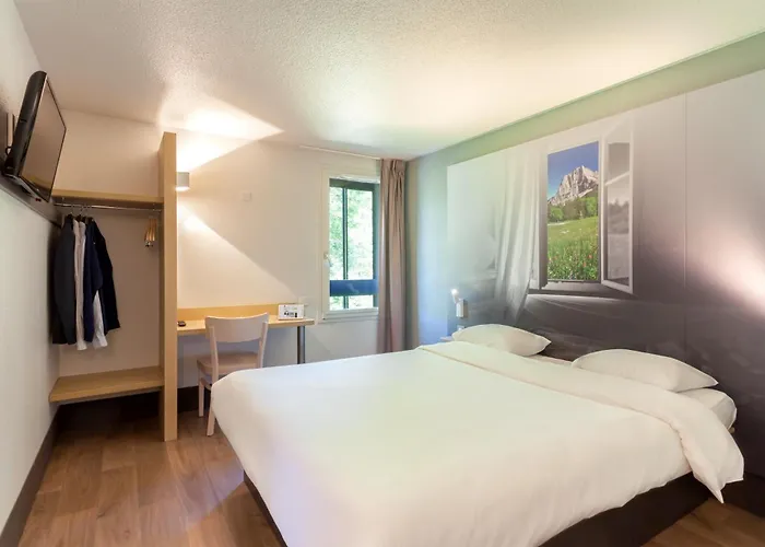 B&B Hôtel CHAMBERY La Cassine
