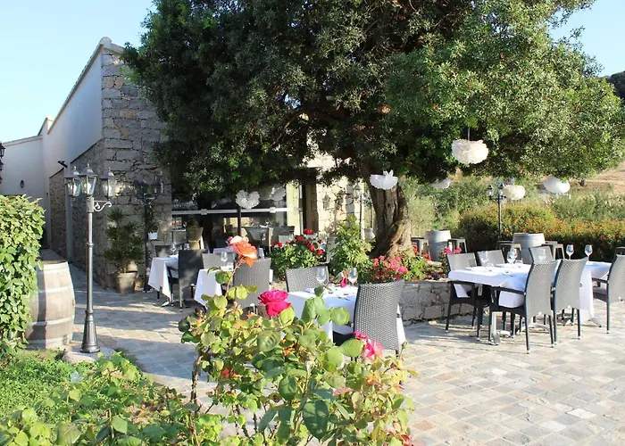 Les Bergeries d'Alata Maison de charme&suites avec piscine