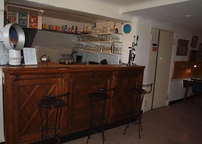 Hôtel Restaurant - Villa Les Sirènes