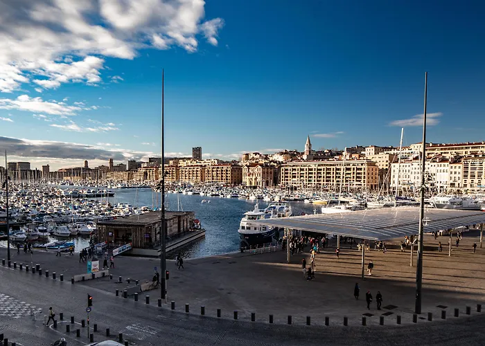 Maisons du Monde Hôtel&Suites - Marseille Vieux Port