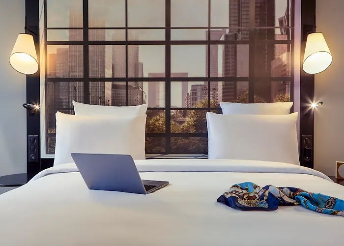 Mercure Paris la Défense Grande Arche