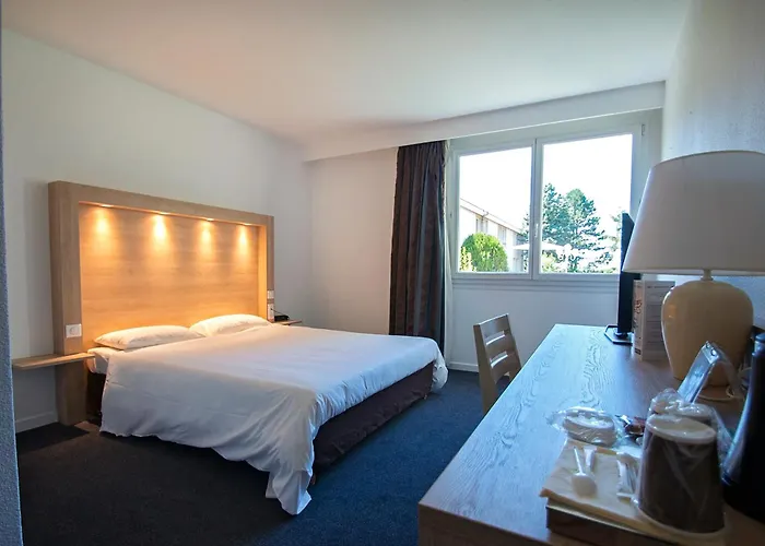 Hôtel Kyriad Nemours