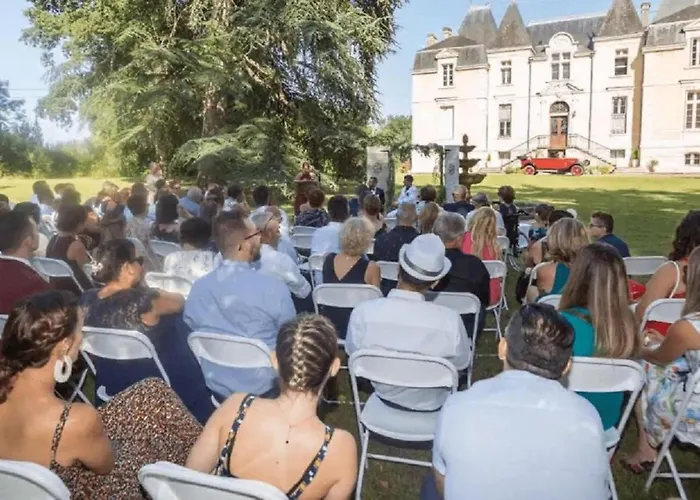 Château Marith - Etablissement climatisé avec Piscine