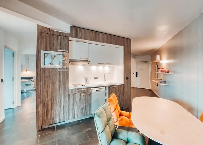Cowool Cergy Aparthotel