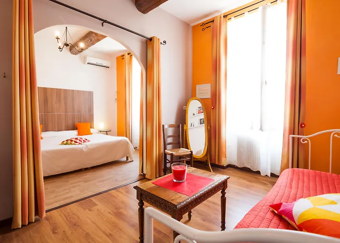 Logis Auberge De Tavel