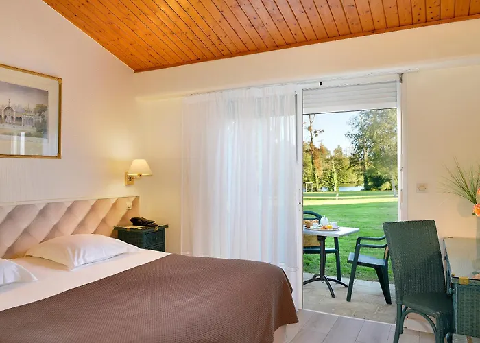 Logis Hôtel Val de Vienne