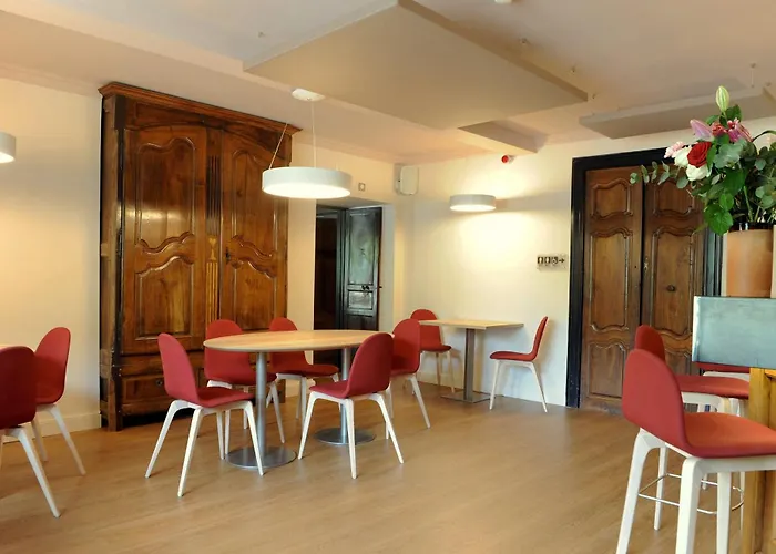 Logis Hôtel La Brèche de Roland