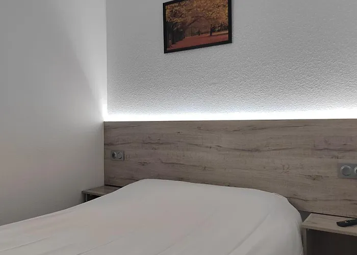 Alpha Hotel