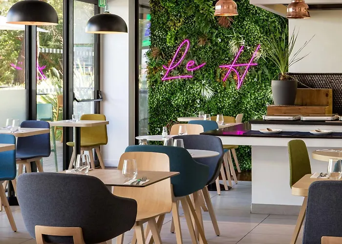 Holiday Inn - Marseille Airport By Ihg Vitrolles 