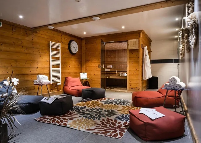 Hotel Ski Lodge - Chambres & Appartements - Village Montana Val-d'Isere