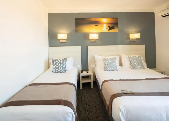 Le Regina Hotel Et Restaurant Canet-Plage