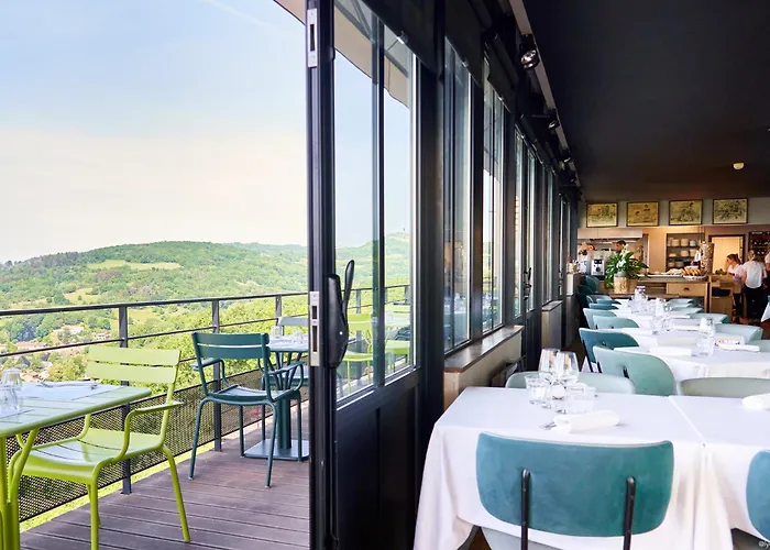 L'Ermitage Hôtel Cuisine-À-Manger