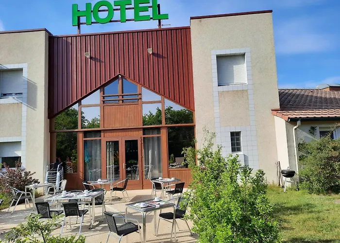 Hôtel Le Grand Chêne