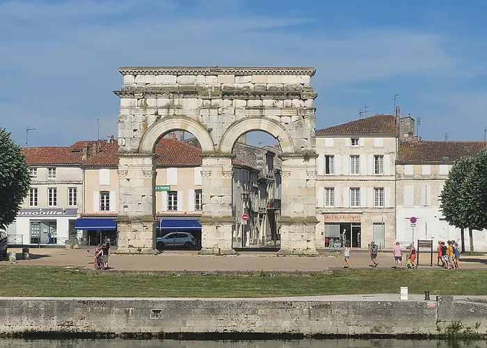 L'Atelier 7 Bed & Breakfast Saintes