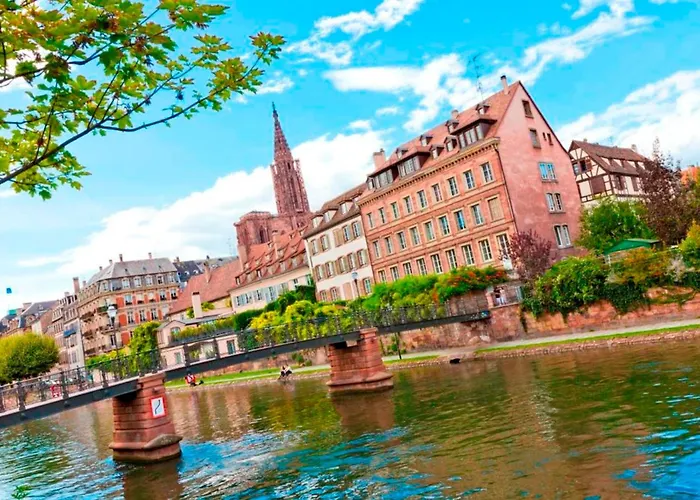 Hotel des Arts - Centre Cathédrale Estrasburgo