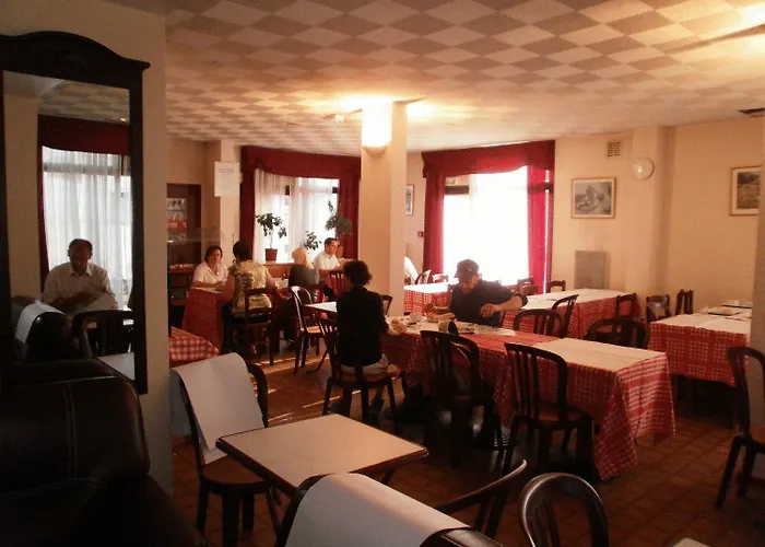 Hipotel Paris Marne La Vallée