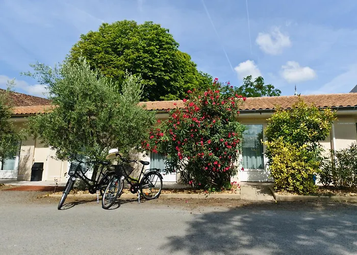 Logis Hotel L'Oliveraie Cognac