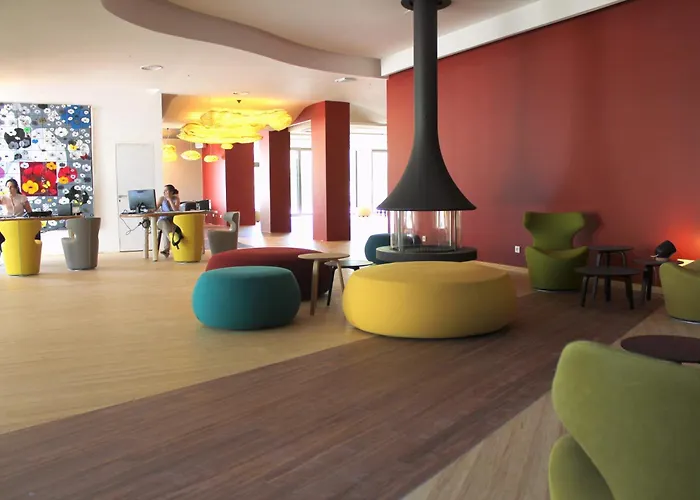 Hotel C Suites Chambres Spacieuses Nimes