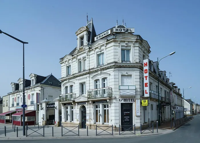 Logis Le Grand Hotel