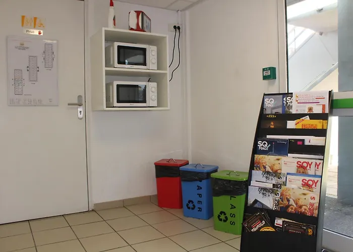 Premiere Classe St Quentin en Yvelines Elancourt