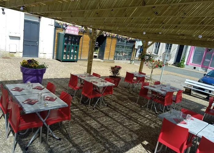 Le relais du chapeau rouge