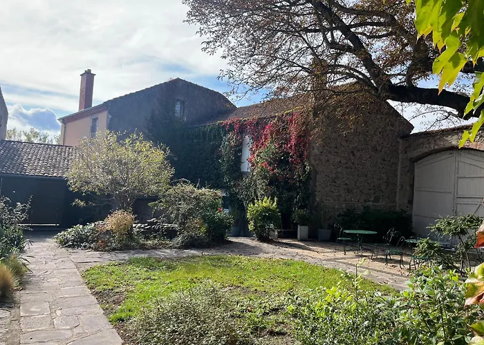 la Cour Carrée