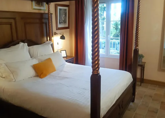Hostellerie Les Hauts De Sainte Maure