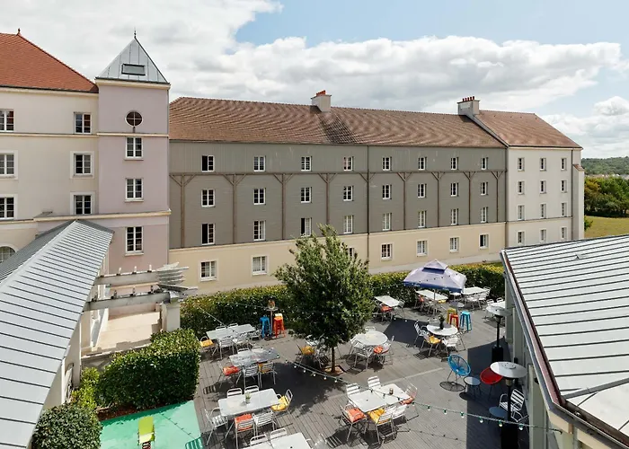 B&B HOTEL près de Disneyland Paris