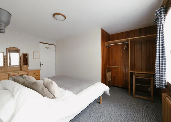 Chalet Chataigne - Shared Catered Chalet