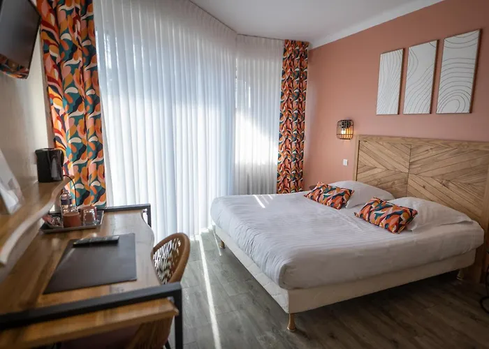 Logis Hotel La Croix du Sud