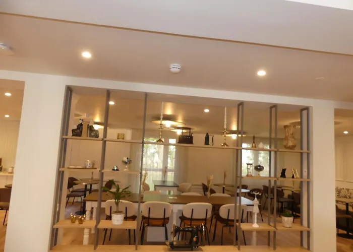 Brit Hotel Confort Alençon
