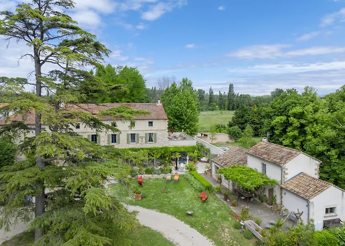 Bed and Breakfast Bastide De Bellegarde Avignon