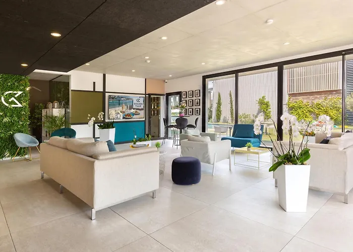 Golden Tulip Martigues Provence