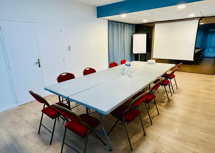 Kyriad Marseille Ouest Martigues