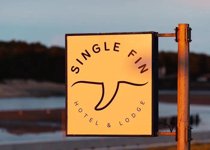 Single Fin Hotel & Lodge