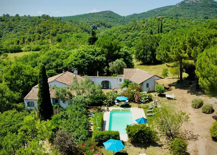 Bed and Breakfast Mas Les Micocouliers à Saint-Christol-lès-Alès