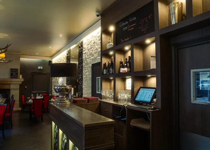 LOGIS -Hotel&Restaurant de la Place