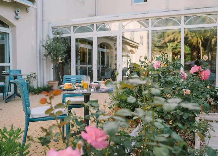 Aigue Marine Logis Hotel et Restaurant