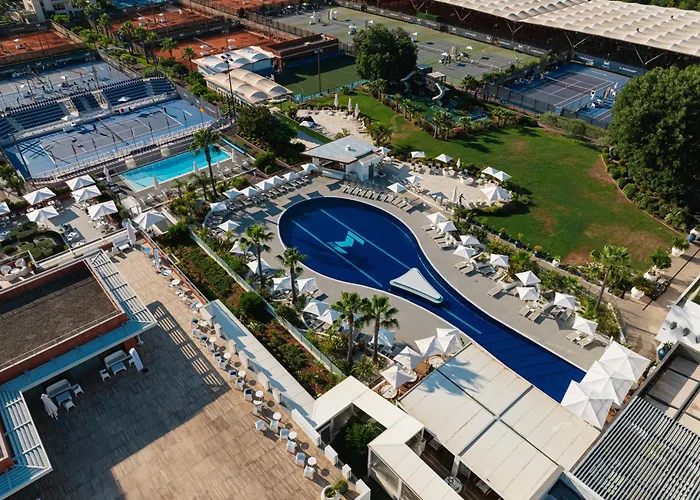 Mouratoglou Hotel & Resort Biot